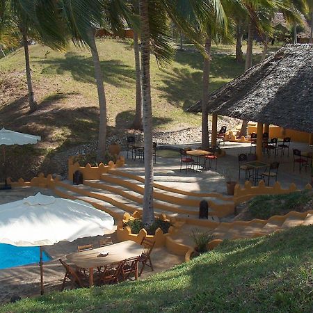 Kinasi Lodge Utende Exterior foto